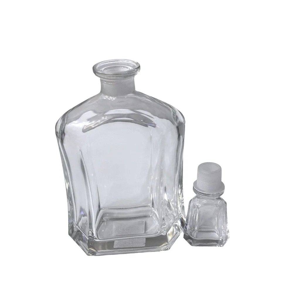 Paksh Novelty Capitol Decanter 23.75 oz Clear Glass Whiskey Bottle with Stopper